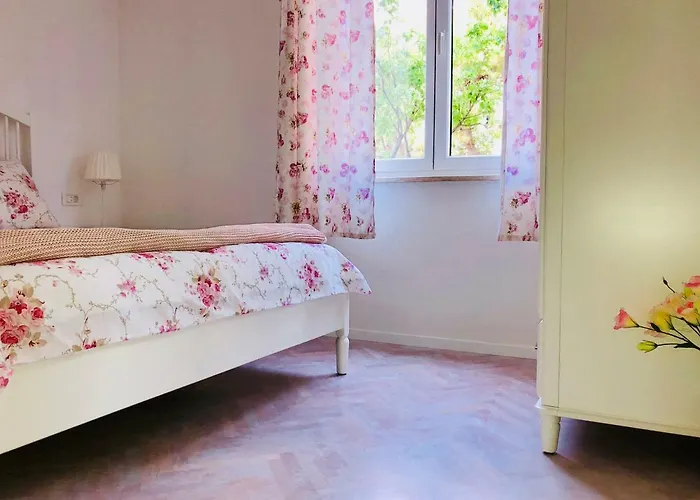 The L Place By Right Place Apartment